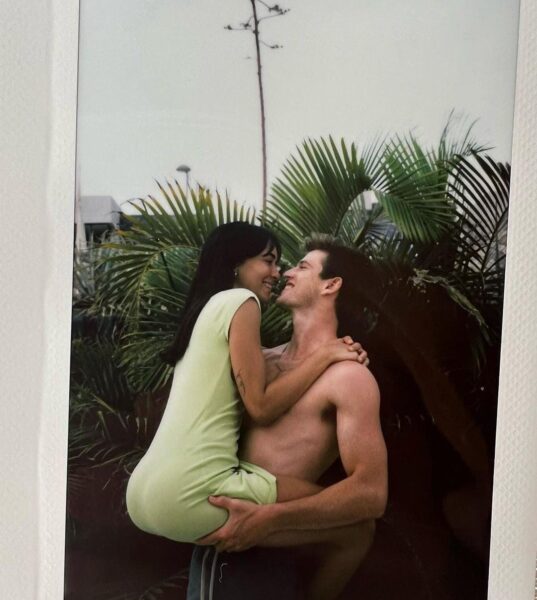 Miguel Bernardeau y su novia Aitana