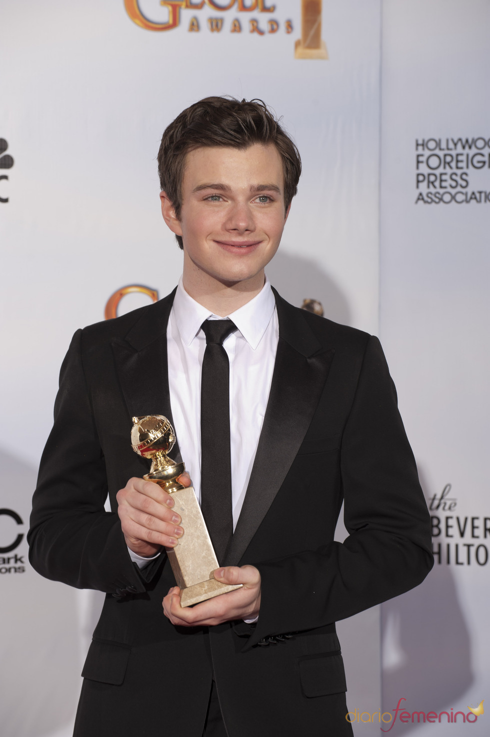 chris colfer famosos famosas LGBT han ganado premios personajes LGBT