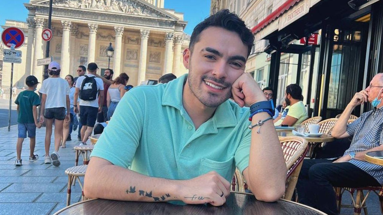 Dennis Arana salida del clóset gay la academia cantante