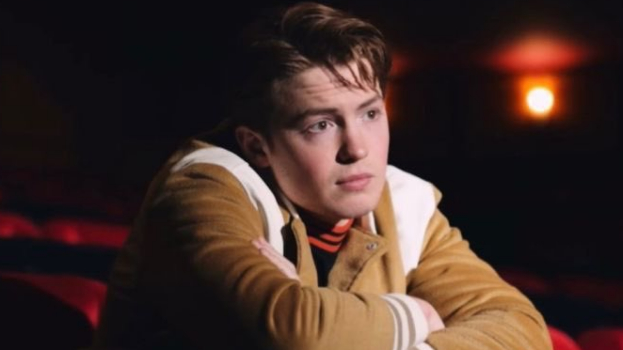 famosos famosas han ganado premios interpretar personajes lgbt kit connor nick nelson 2022 famosos famosas han ganado premios interpretar personajes lgbt kit connor nick nelson 2022