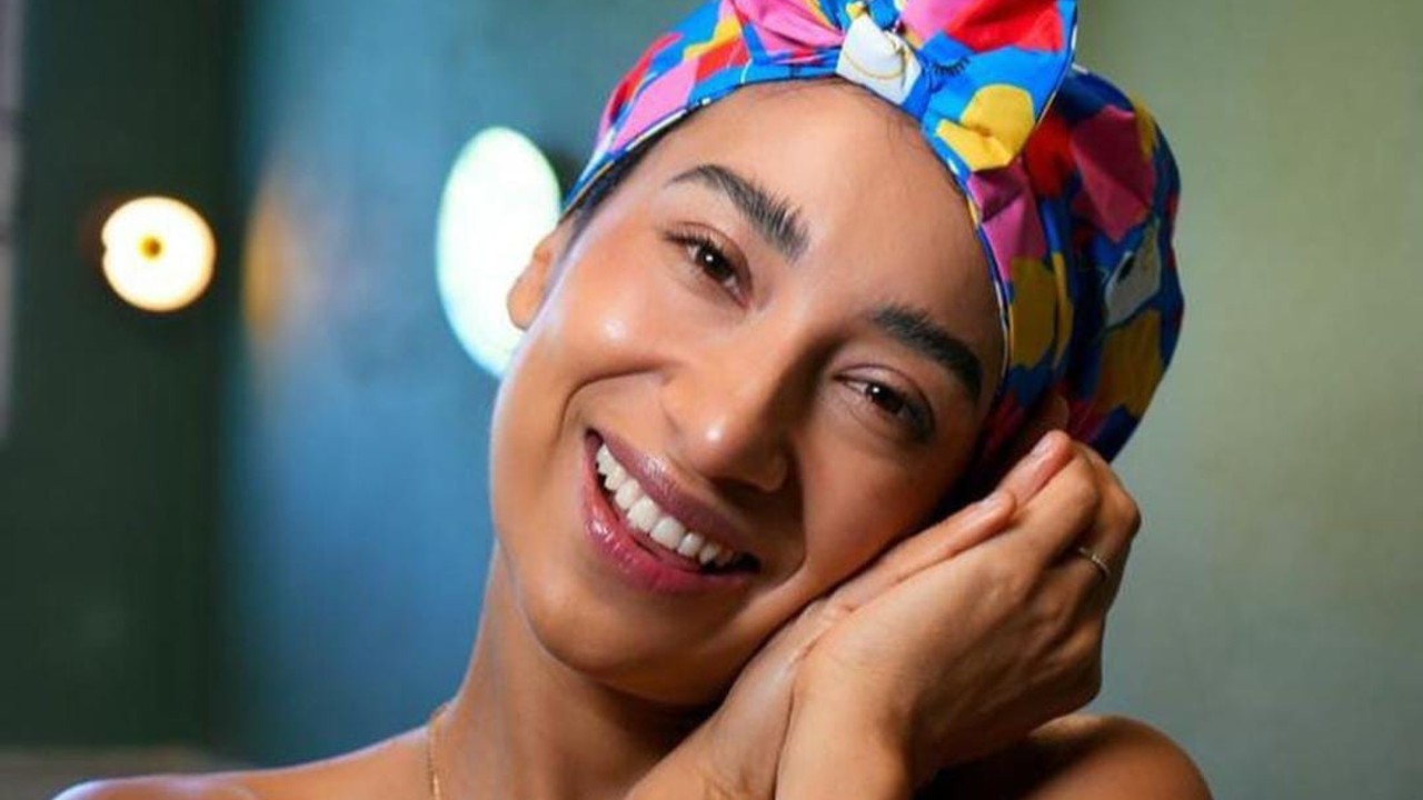 Flor Amargo No binarie