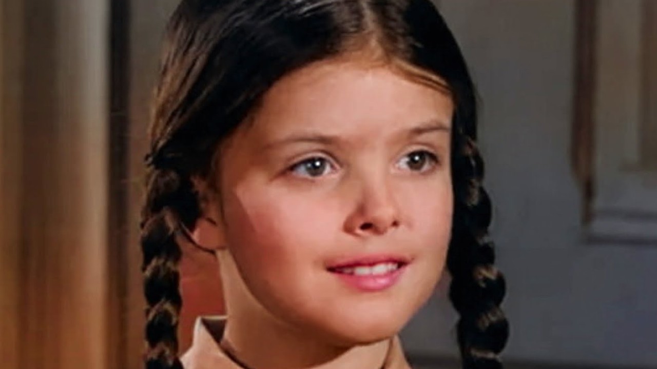 Actrices que han hecho a Merlina Wednesday Addams en cine y televisión lisa loring