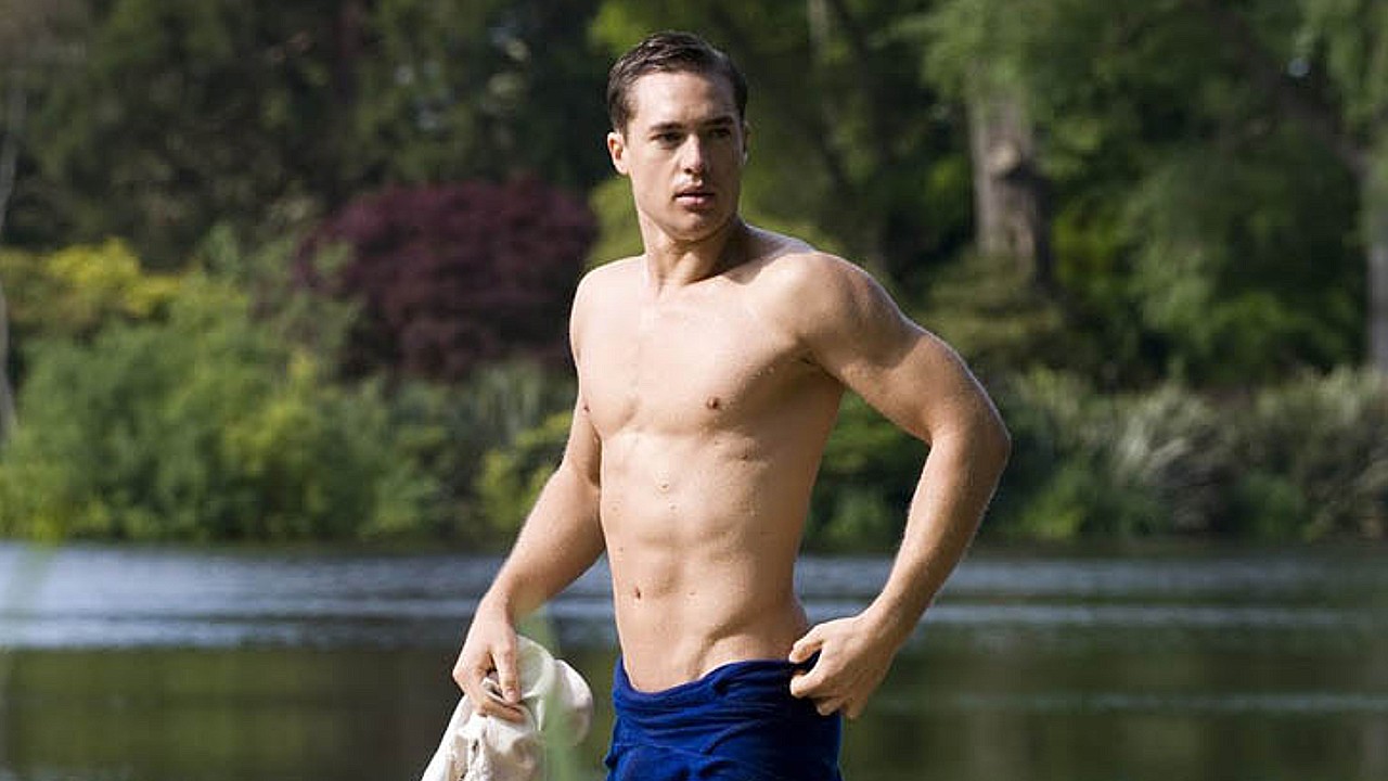 Las películas que encontrarás en esta lista están inspiradas en las vidas de escritores gay famosos.