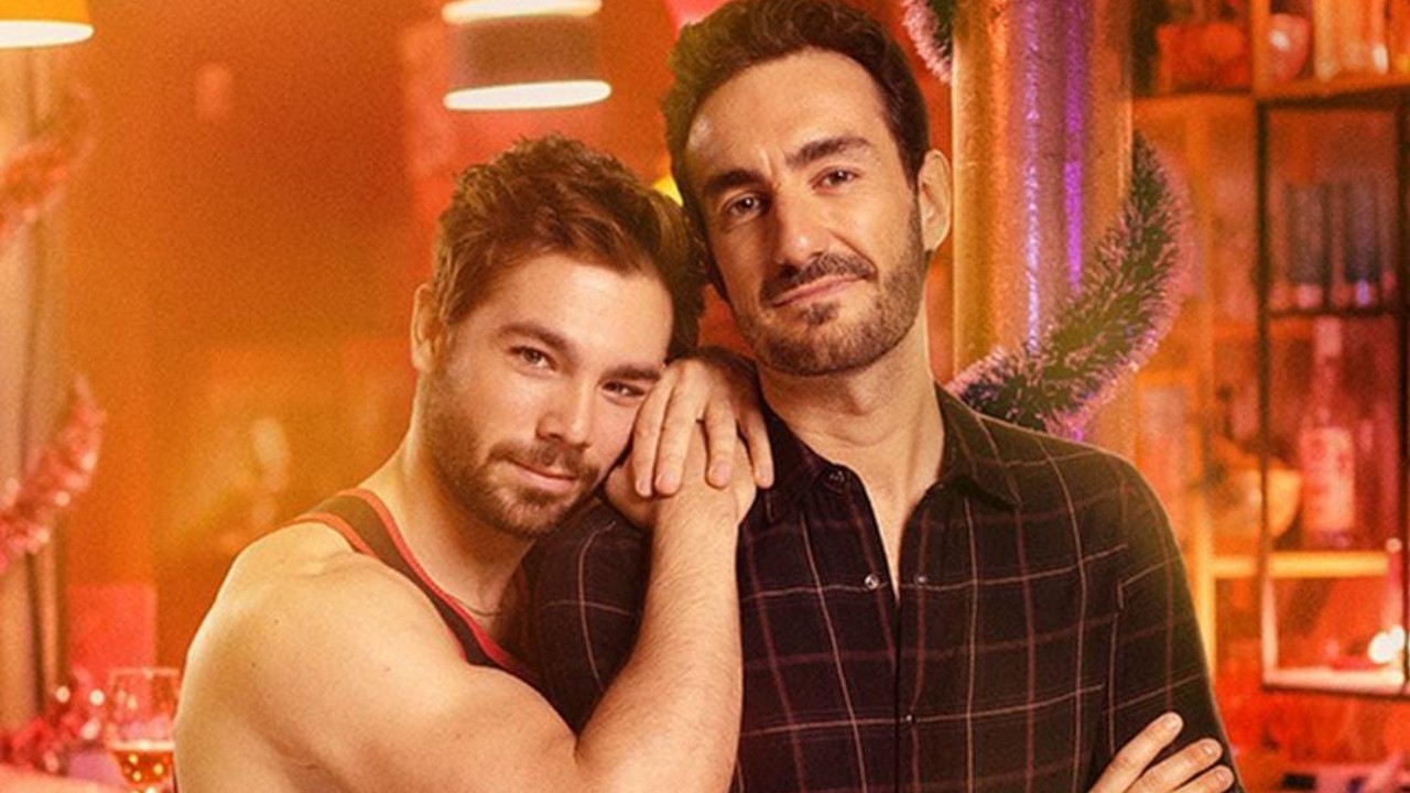 Smiley serie gay netflix carlos cuevas miki esparbé
