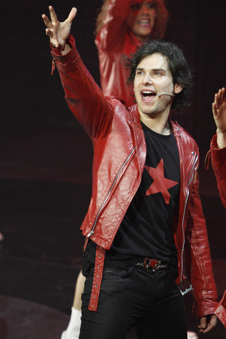 Alan Estrada hoy no me puedo levantar