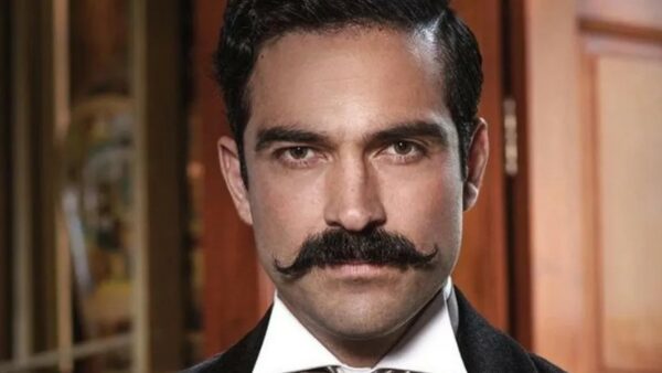 Alfonso herrera bigote famosos