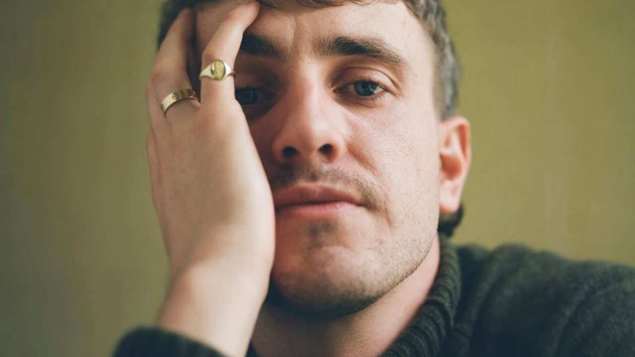 Connell Waldron Paul Mescal Normal People escena sin ropa Connell Waldron Paul Mescal Normal People escena sin ropa