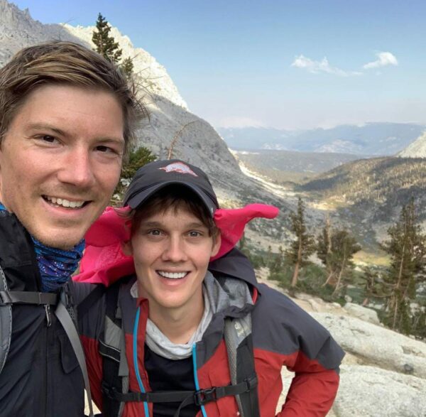 Foto: Instagram (@hunterdoohan) senderismo