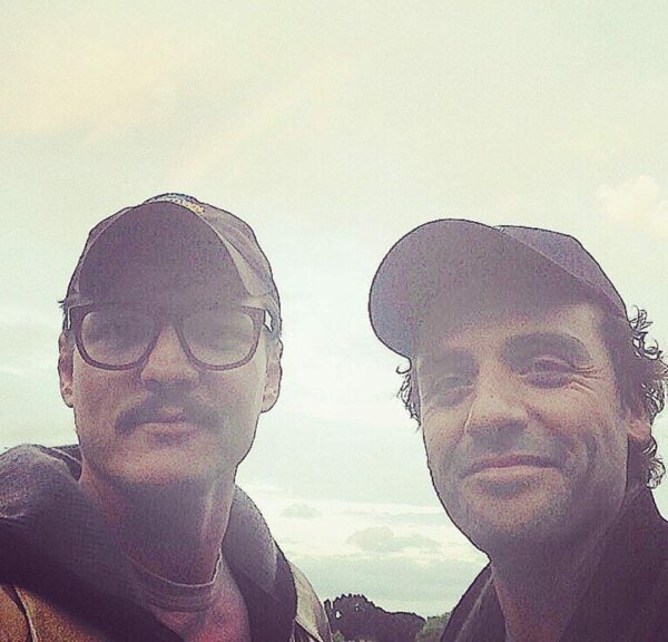 Pedro Pascal y Oscar Isaac foto antigua