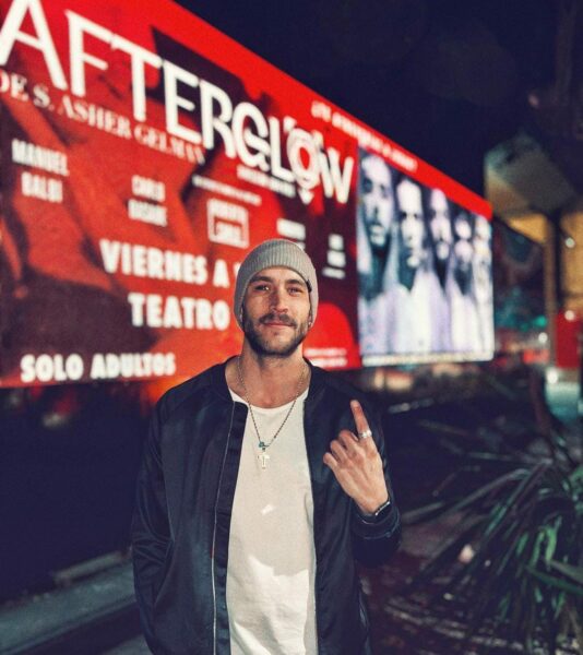 Roberto Romano en Afterglow