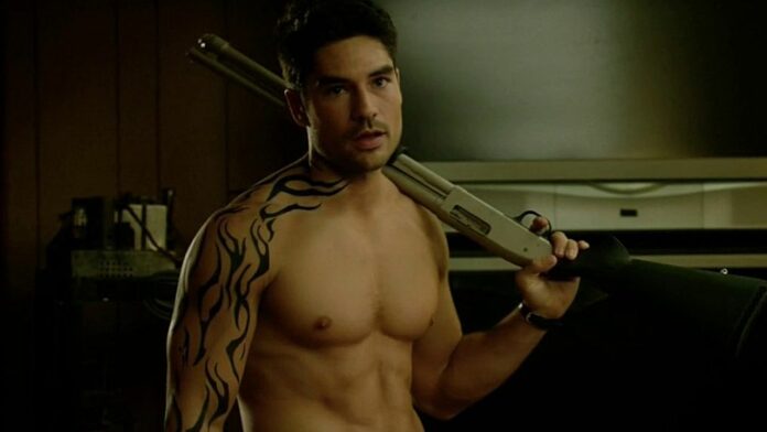 Shazam gay superhéroe D. J. Cotrona. Pedro Peña