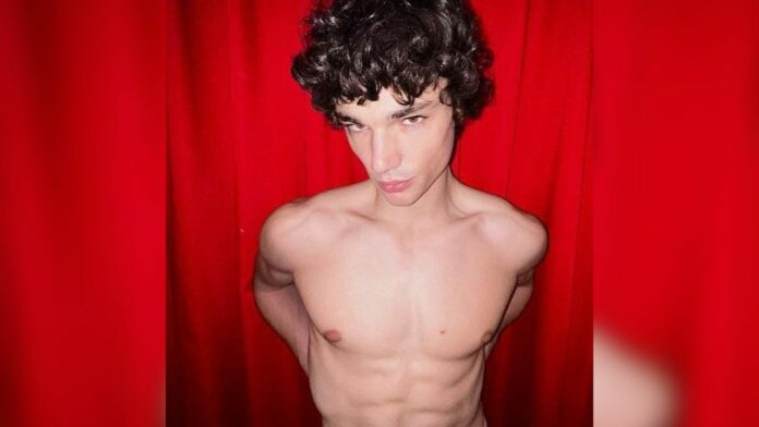 Fernando Lindez fotos que tomó Omar Ayuso en set de grabación de Élite 7.