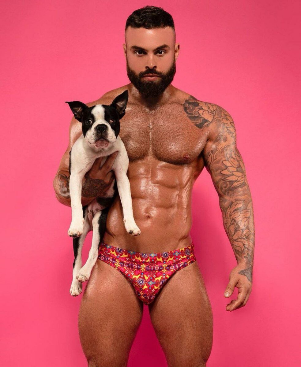 Jacob Bojarski modelo de ropa interior.