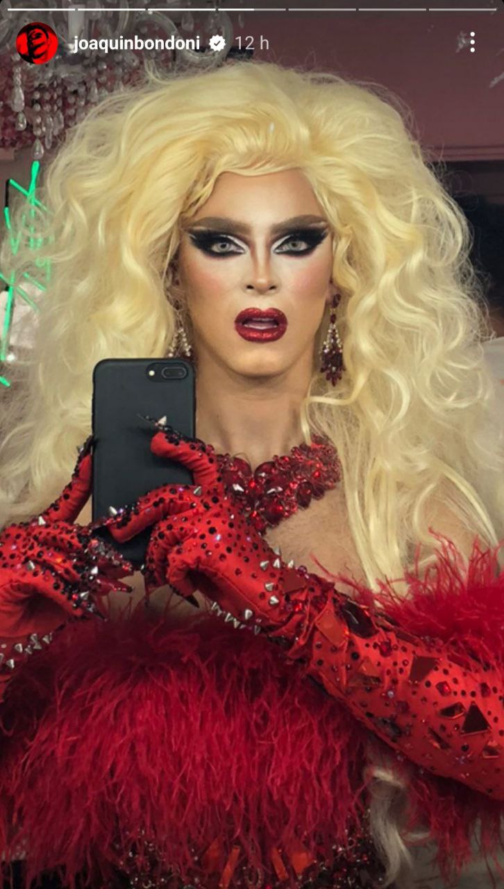 Joaquín Bondoni vestuario rojo de drag