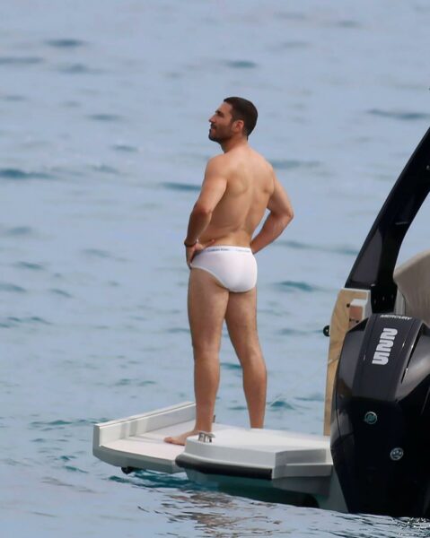 actor español de velvet y sky rojo