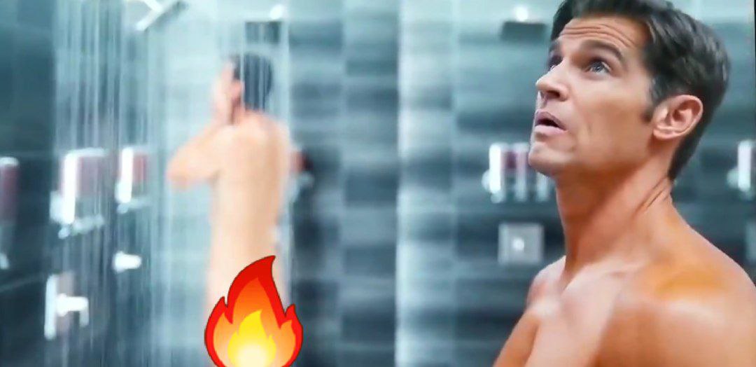 Sex/Life escena ducha Adam Demos serie