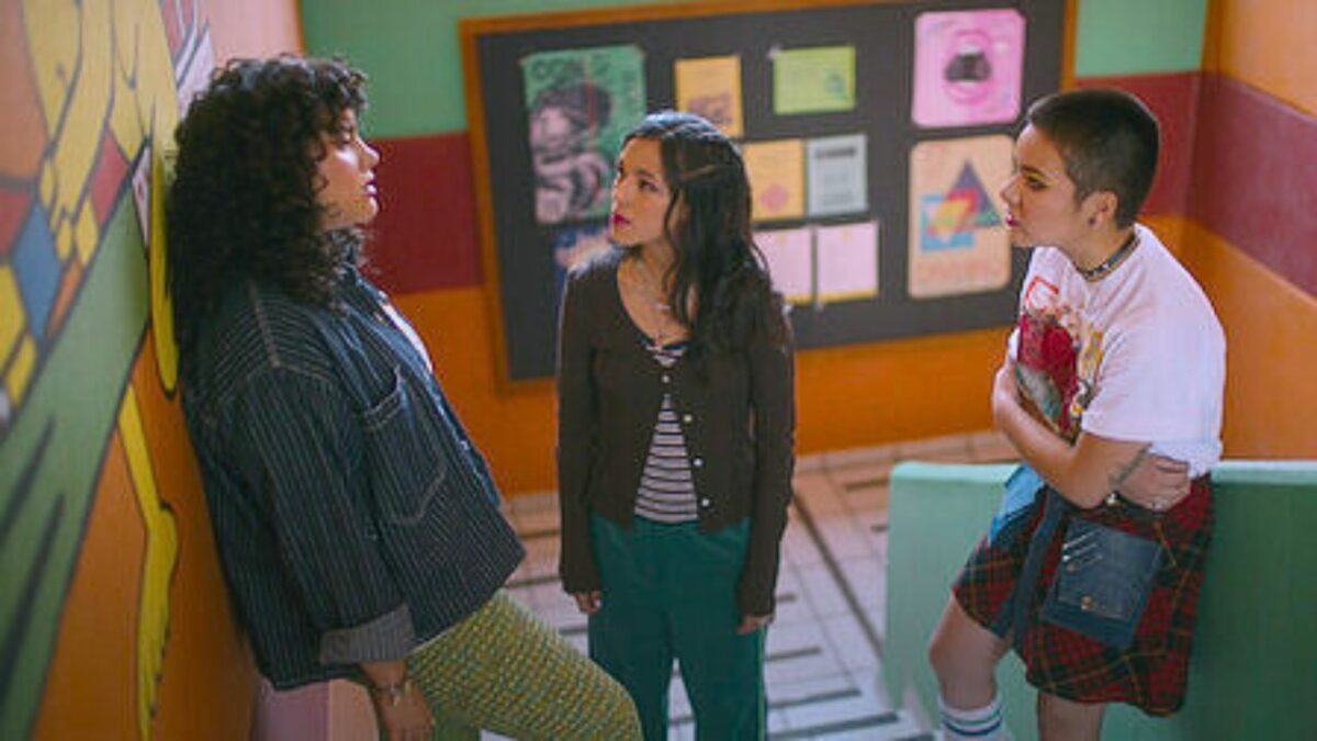 La flor más bella amigas.