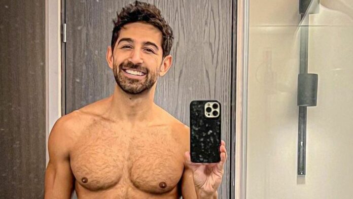 Rodrigo Negrini tanga Aladdín México Kassim.