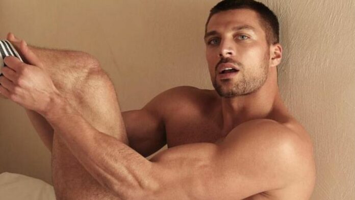 simone susinna fotos modelo actor 365 días de vuelta al deseo heaven in hell pareja novia biografía