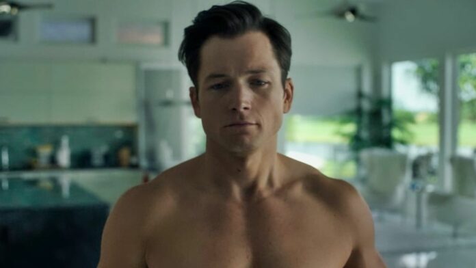 Taron Egerton comentarios sobre Kit Connor fotos musculoso.