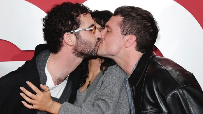 Josh Hutcherson habla sobre su sexualidad beso jordan firstman