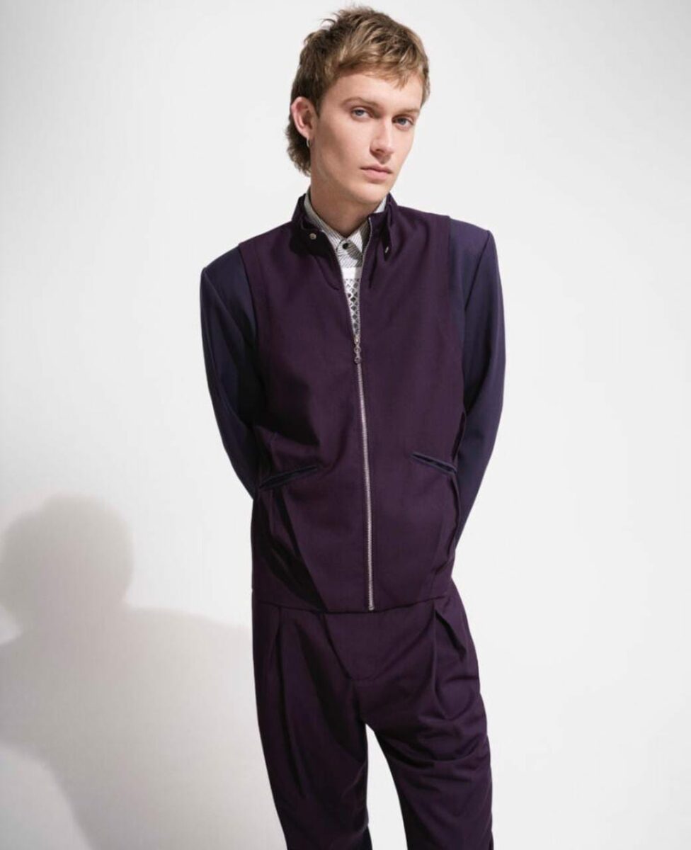 Freddie Dennis actor inglés de Queen Charlotte Reynolds