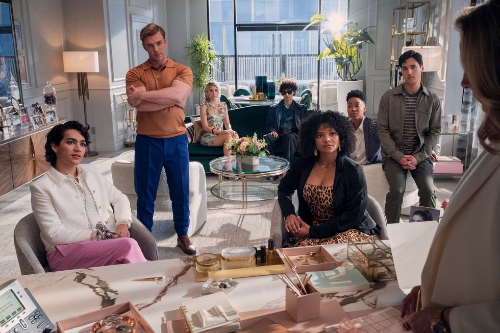 Glamorous fotos serie de Netflix estreno reparto elenco trama