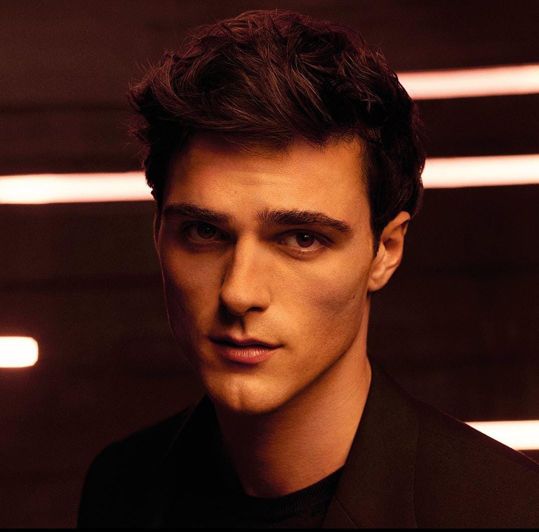 Jacob Elordi actor de película He went that way.