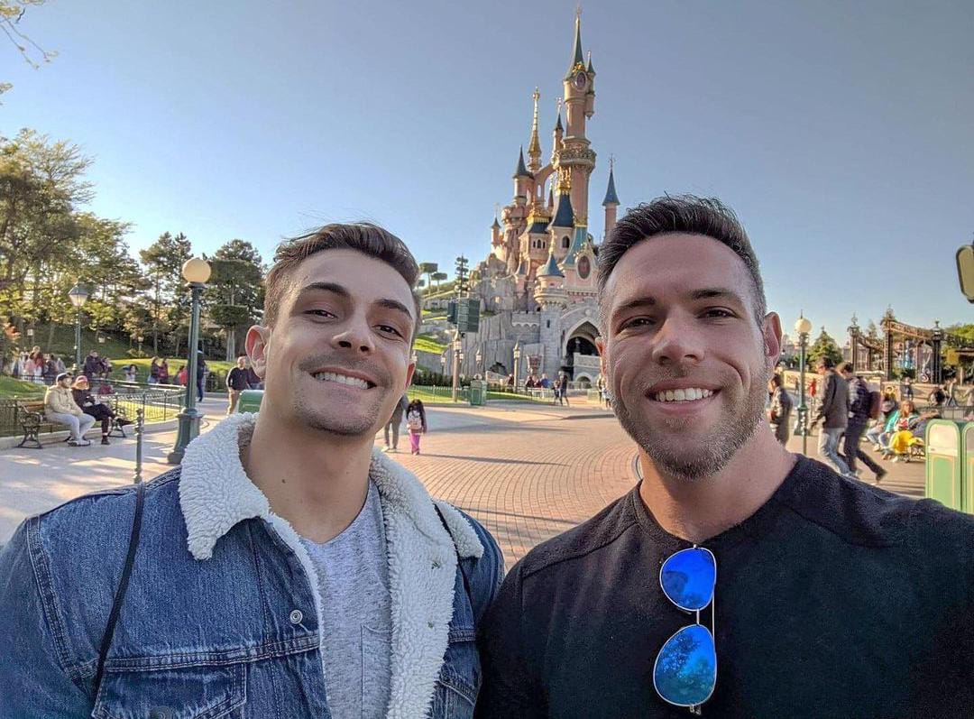 Alex Mecum esposo Carter Dane