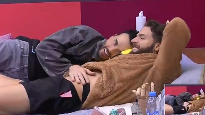 Apio Quijano y Jorge Losa LCDLFMX la casa de los famosos en cama relación