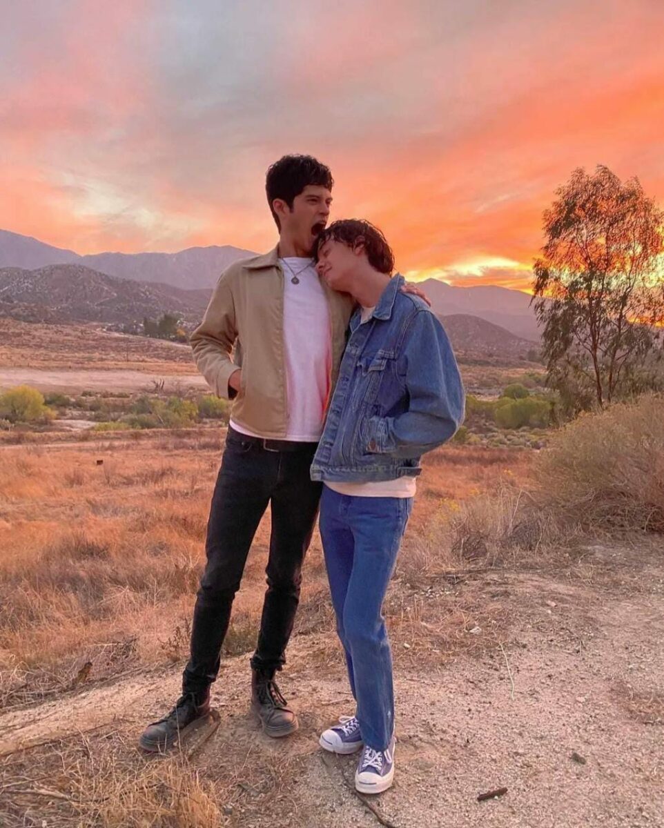 Aristóteles y Dante descubren los secretos del universo actores 