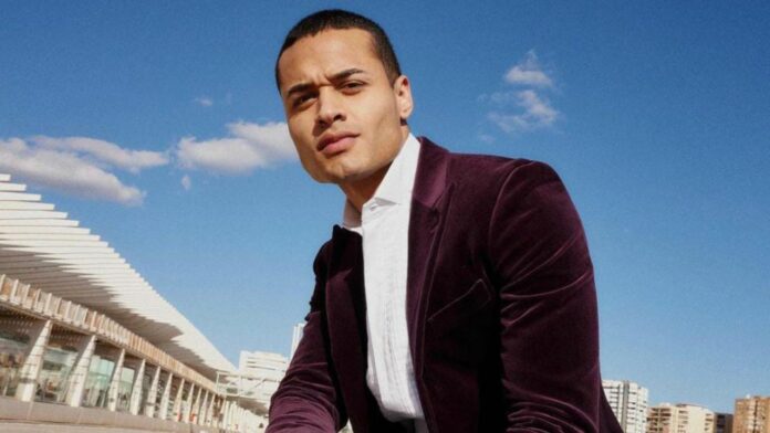 Felipe Londoño actor de Perfil falso biografía pareja sexualidad cristóbal balboa