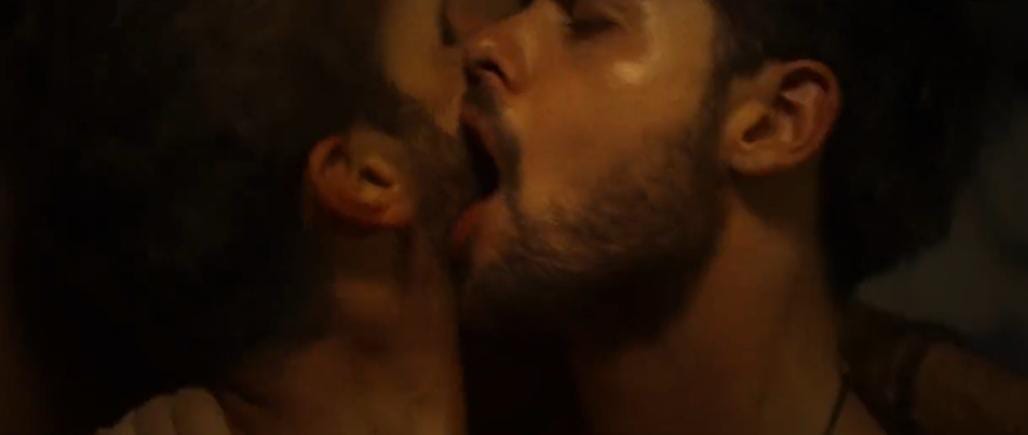 Perfil falso trío gay