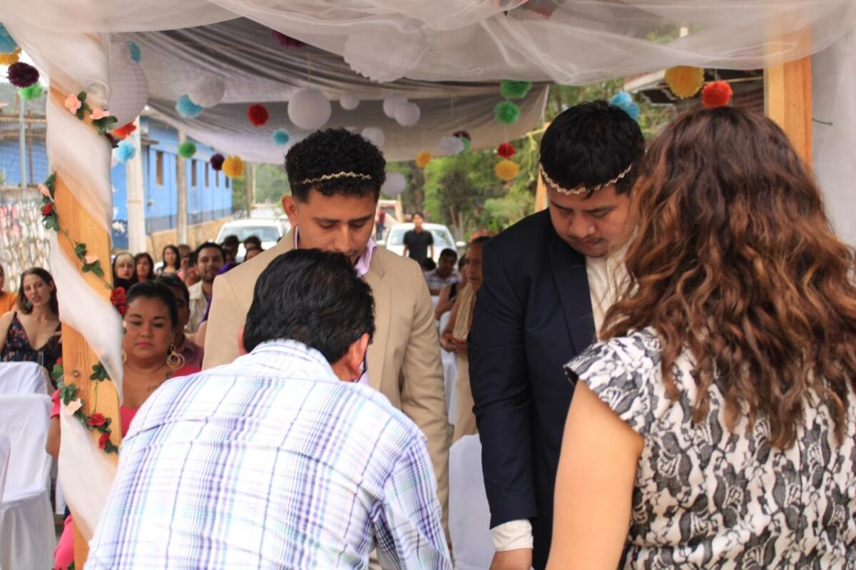 Boda civil gay en comunidad mixe