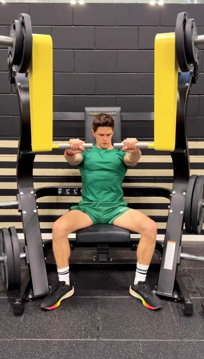 Actor de personaje gay en Firebird