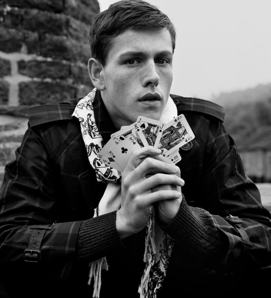 Harris Dickinson actor