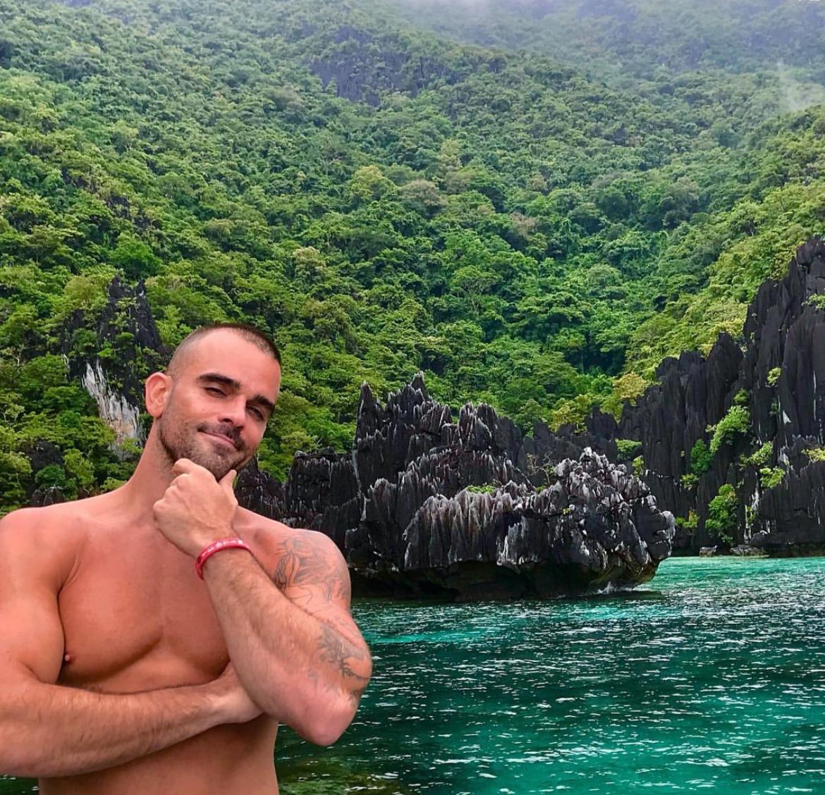 Damien Crosse en Filipinas