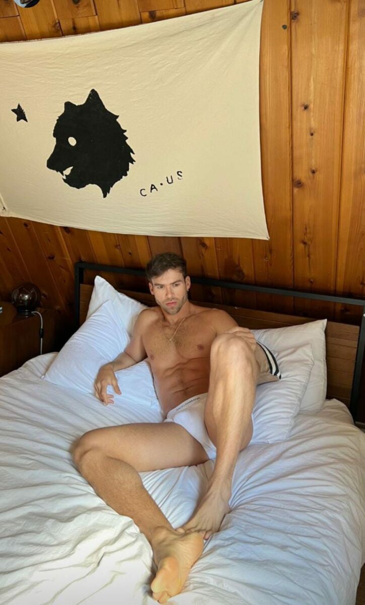 David Ortega en la cama