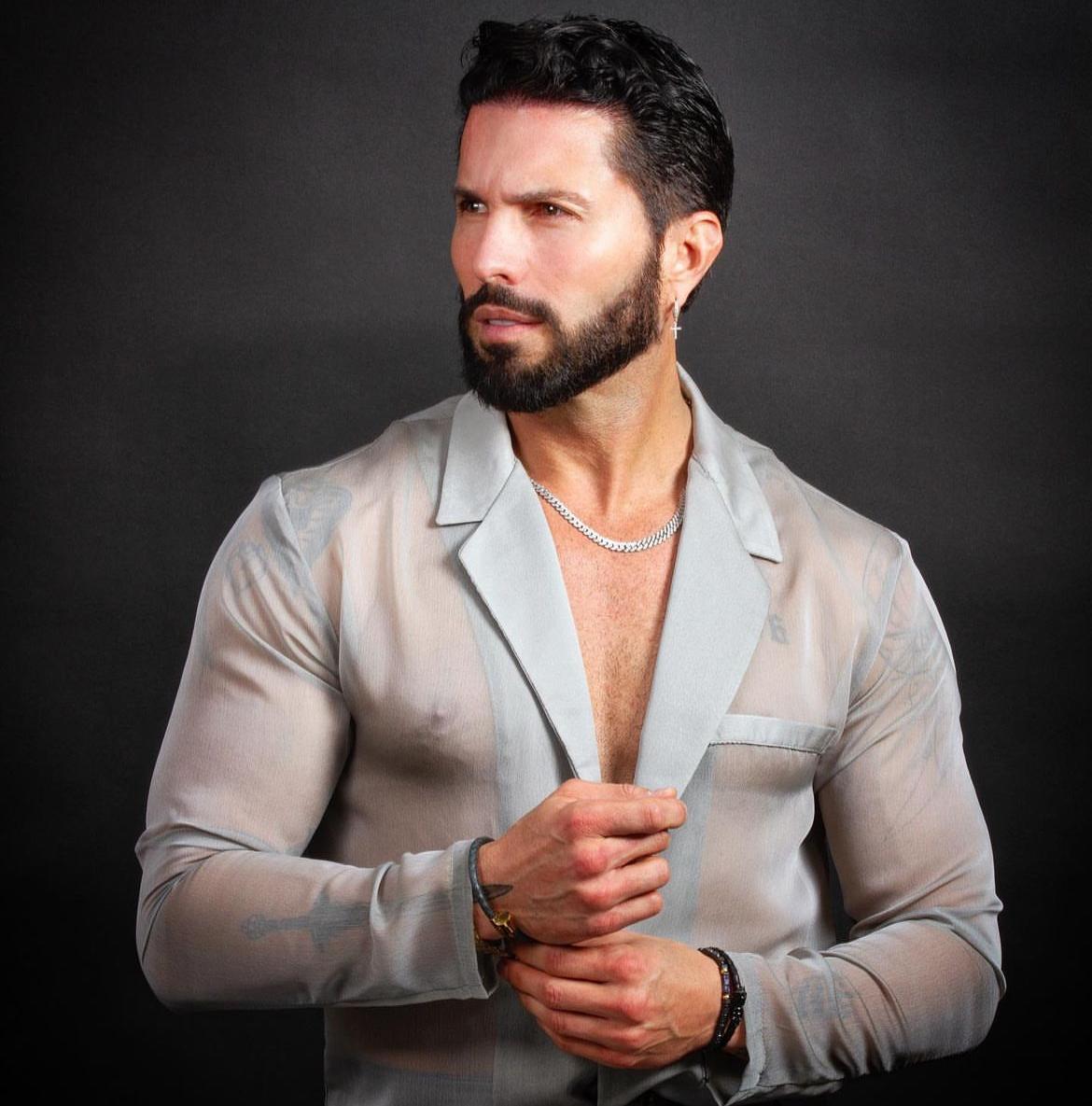 Poncho de Nigris participante de la casa de los famosos méxico LCDLFM