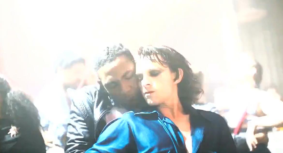 Tom Holland The crowded room serie gay