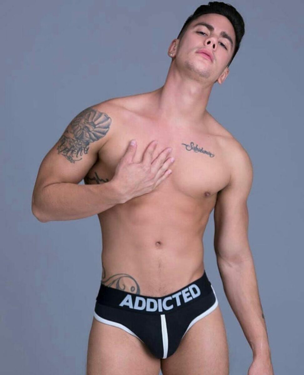 Ángel Cruz actor gay