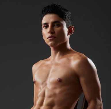 Joaquín santana es uno de los actores de porno gay colombianos de la lista