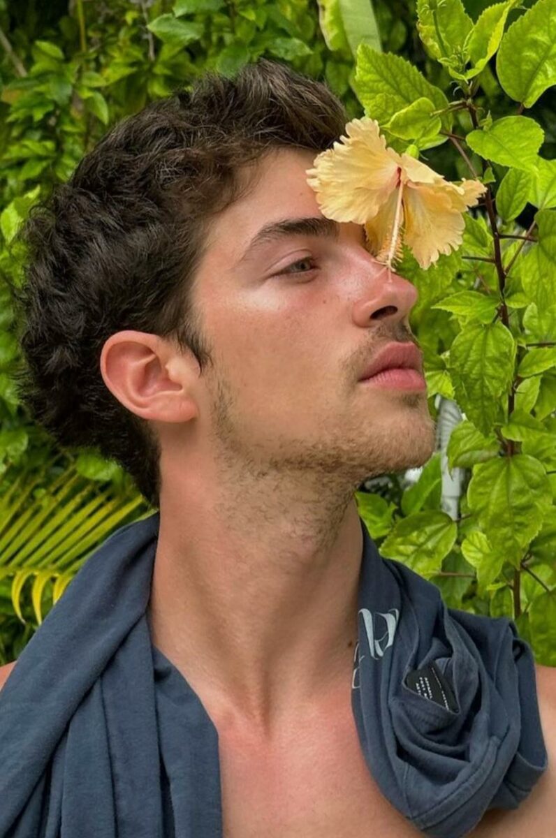 Manu Ríos actor fotos en Maldivas