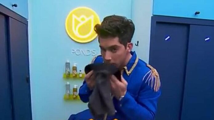 Mauricio Garza la casa de los famosos méxico conductor con calzones de Nicola Porcella