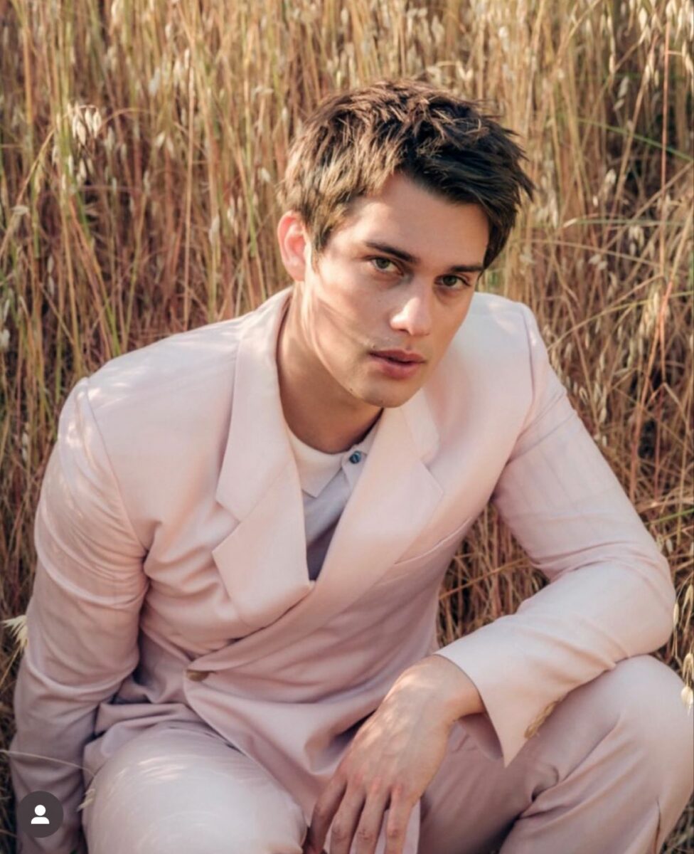 Nicholas Galitzine actor de red white & royal blue