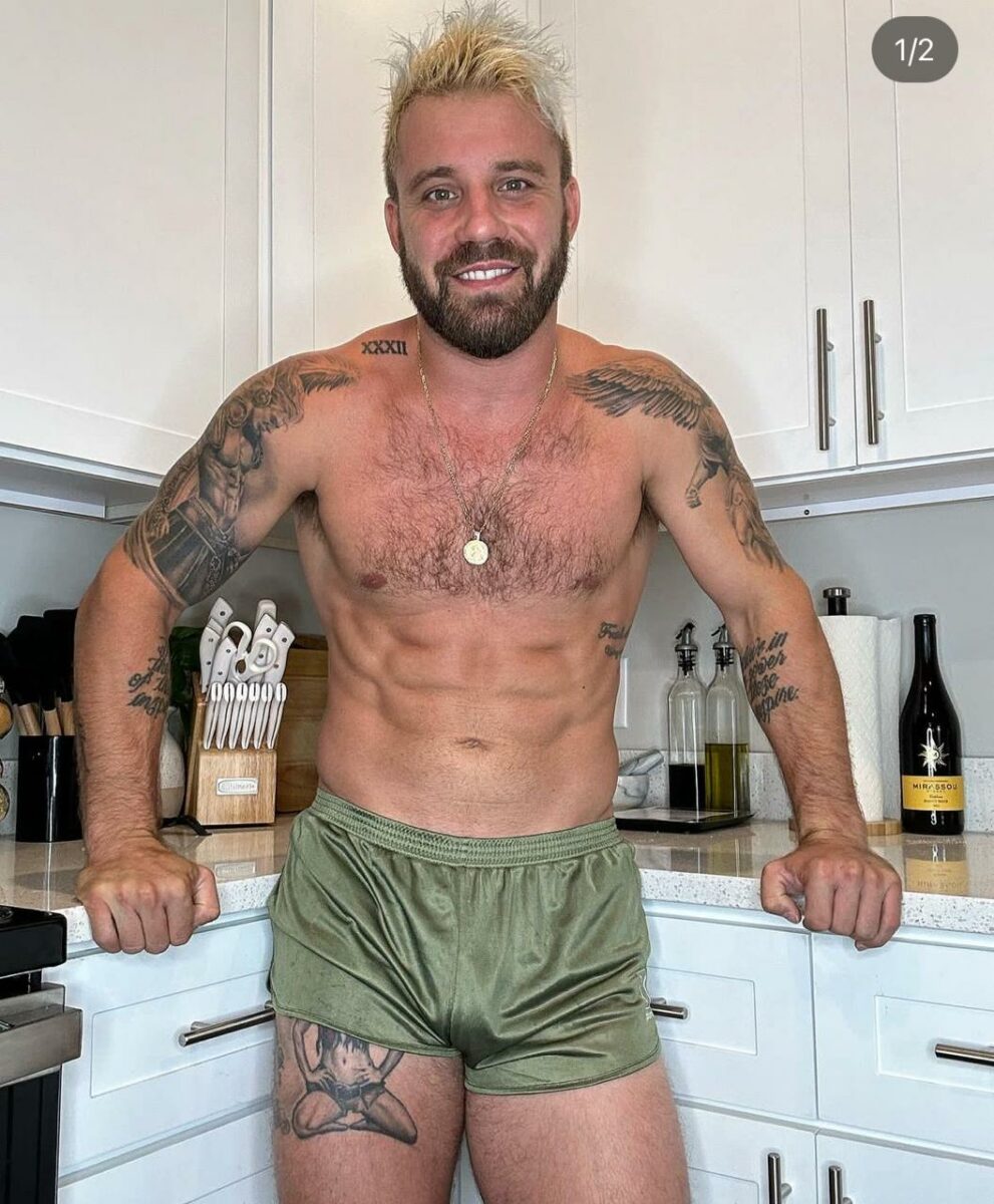 Paulie Calafiore es bisexual