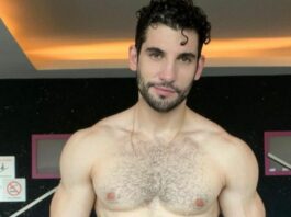 Julián soto fotos músculos pectorales sin ropa almohadas famosos pecho