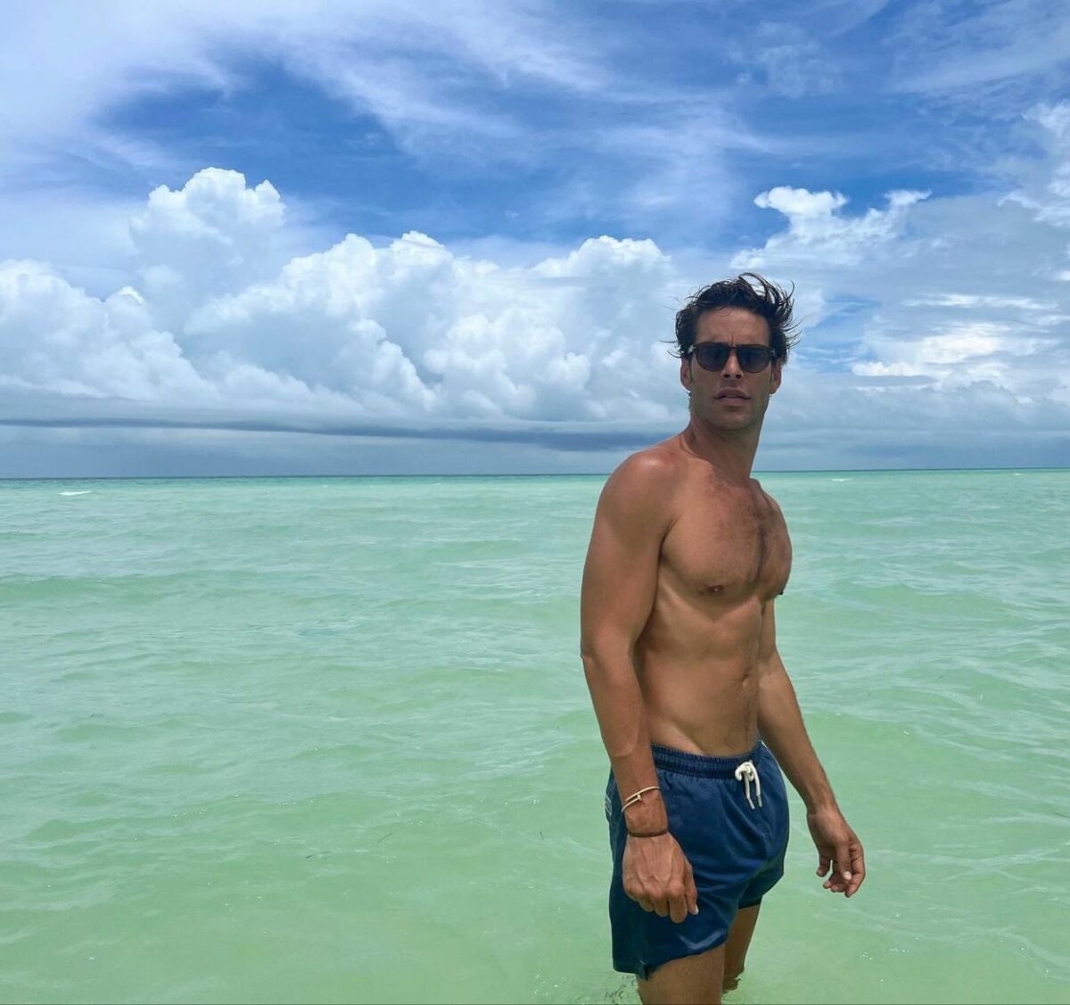 Jon Kortajarena fotos en playa de México