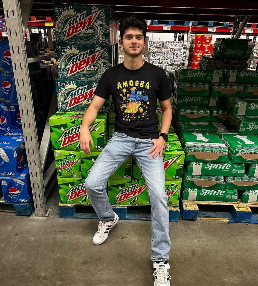 Max Pelayo actor de aristóteles y dante descubren los secretos del universo biografía sexualidad pareja