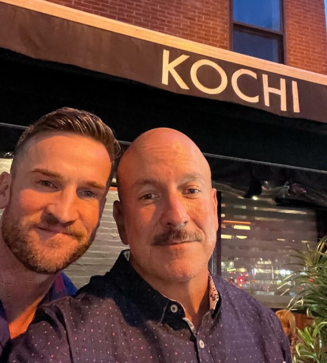 Claybourne Elder y Eric Ronsen actor gay biografía sexualidad pareja